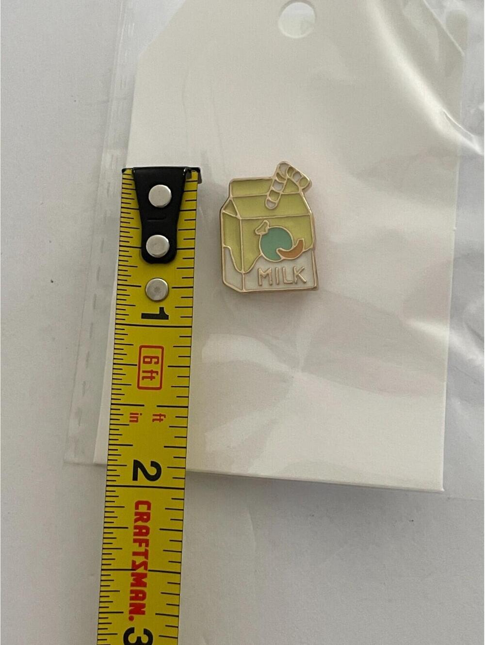 Milk Carton Pin - Picture 4 of 4